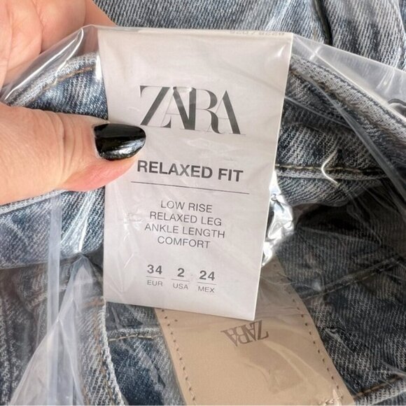 Zara, Women's Relaxed Fit Low Rise Jeans - Blue. Size: 2 (US). NWT (1634) - Picture 6 of 11